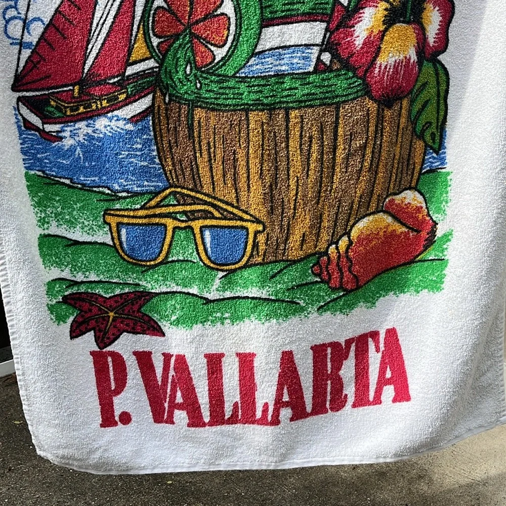 Vintage 1980s / 1990s Puerto Vallarta Mexico Beach Towel